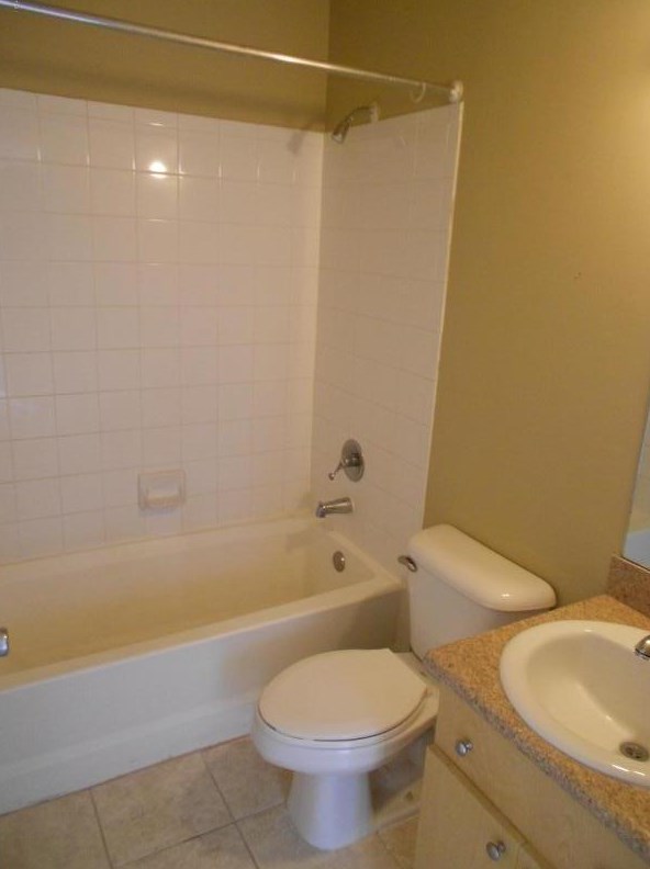 995 Lake Terry Dr Apt C, West Palm Beach, FL