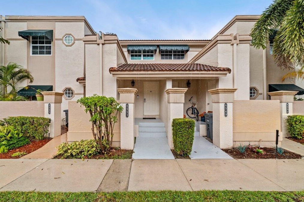 6553 Via Regina, Boca Raton, FL 33433