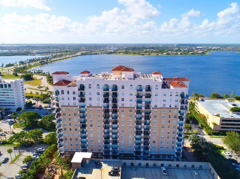 616 Clearwater Park Rd #1112, West Palm Beach, FL 33401