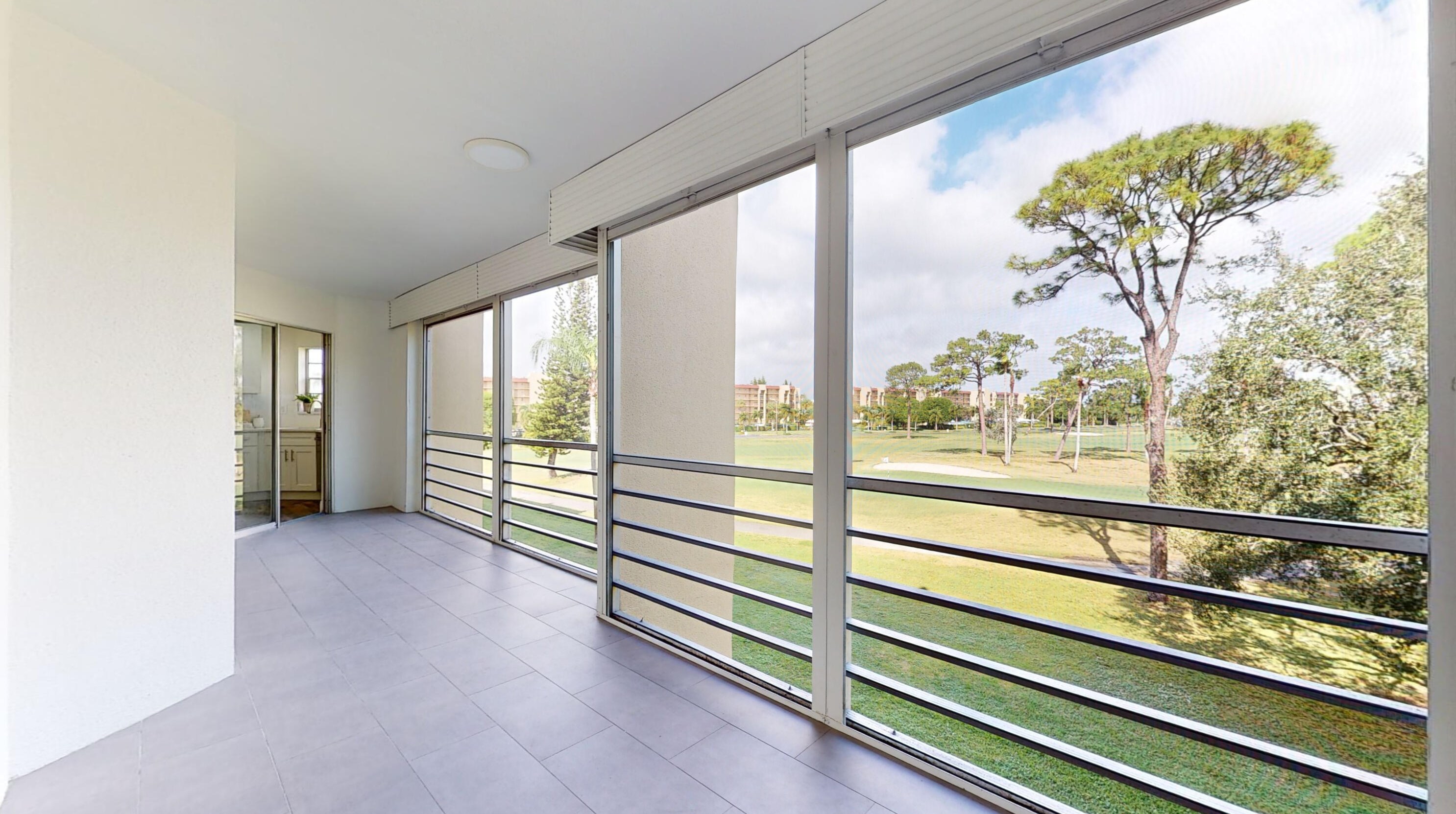 3836 Via Poinciana, Lake Worth FL  33467-2952 exterior