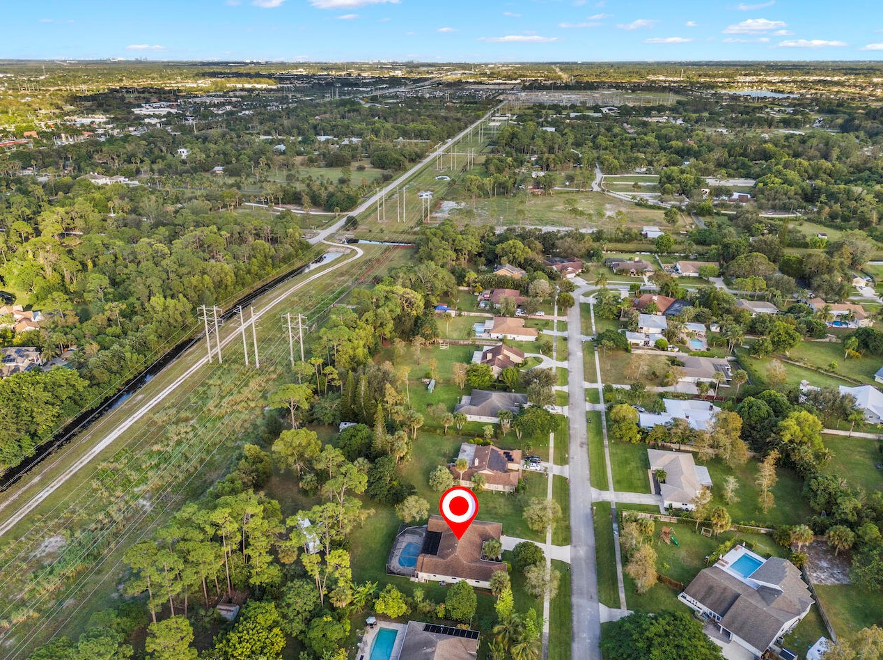 12151 Old Country Rd, West Palm Beach FL  33414-4816 exterior