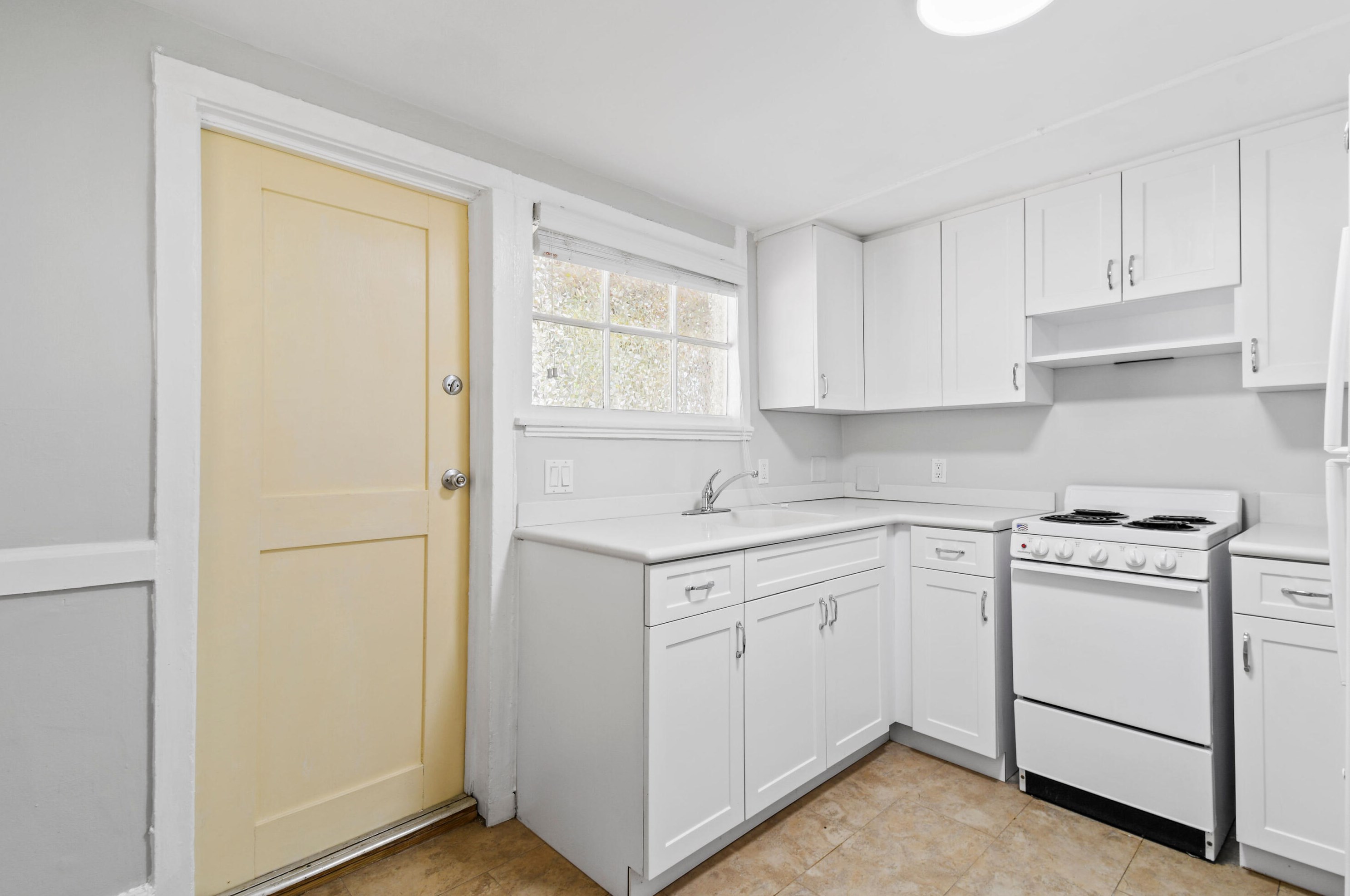 208 S K St #2, Lake Worth, FL 33460