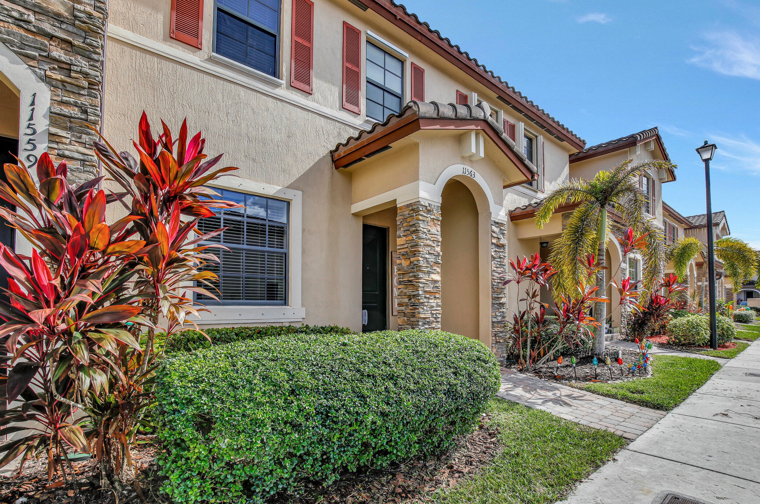 11563 Sw 150th Pl, Miami, FL 33196