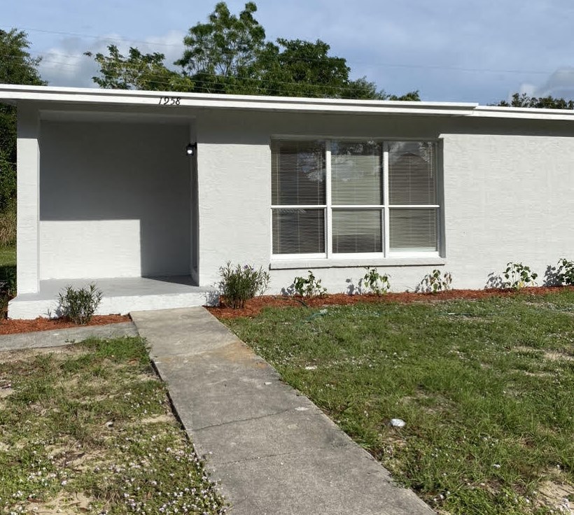 1958 Sunset Dr, Vero Beach, FL 32962