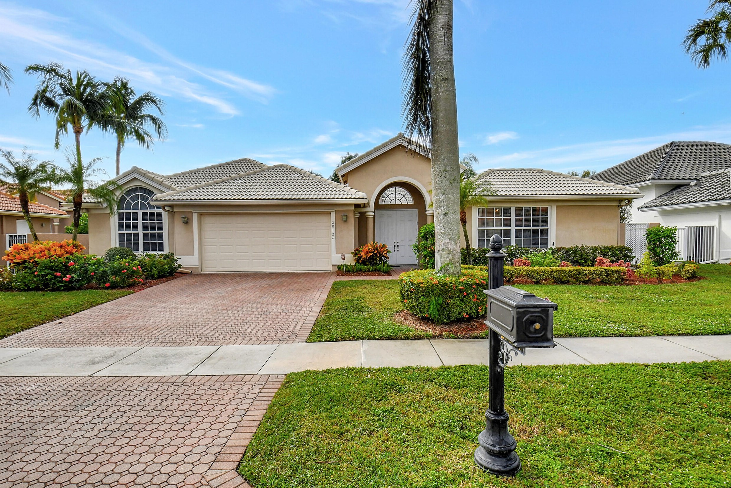 20124 Ocean Key Dr, Boca Raton, FL 33498-4529