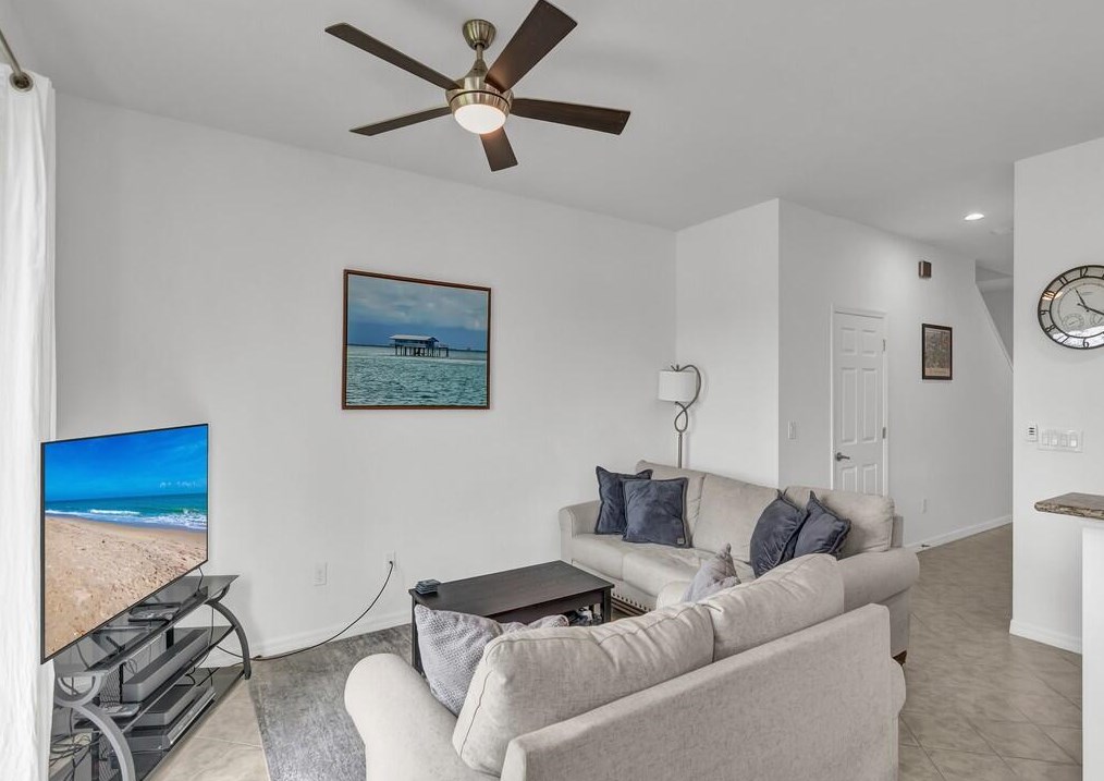 1070 Normandie Way, Vero Beach, FL 32960