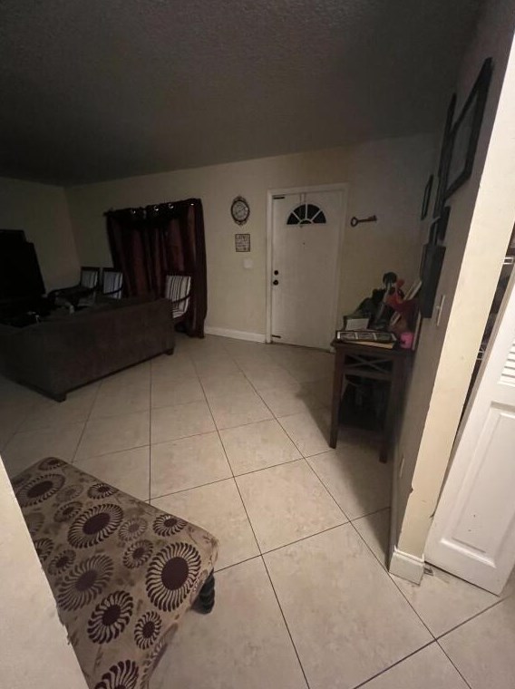 6075 Oak Royal Dr, Lake Worth, FL 33463