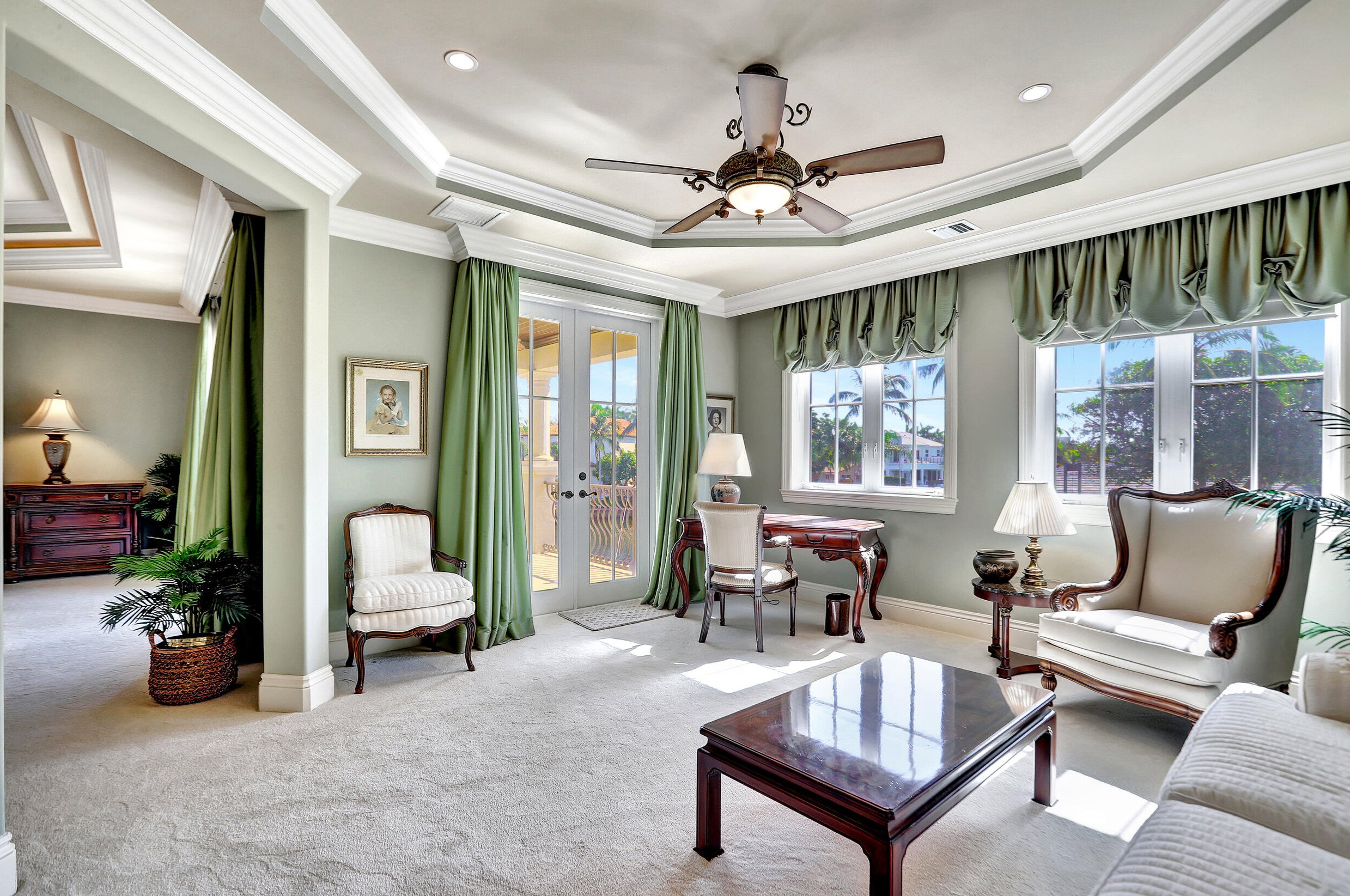 540 Golden Harbour Dr, Boca Raton FL  33432-2942 exterior