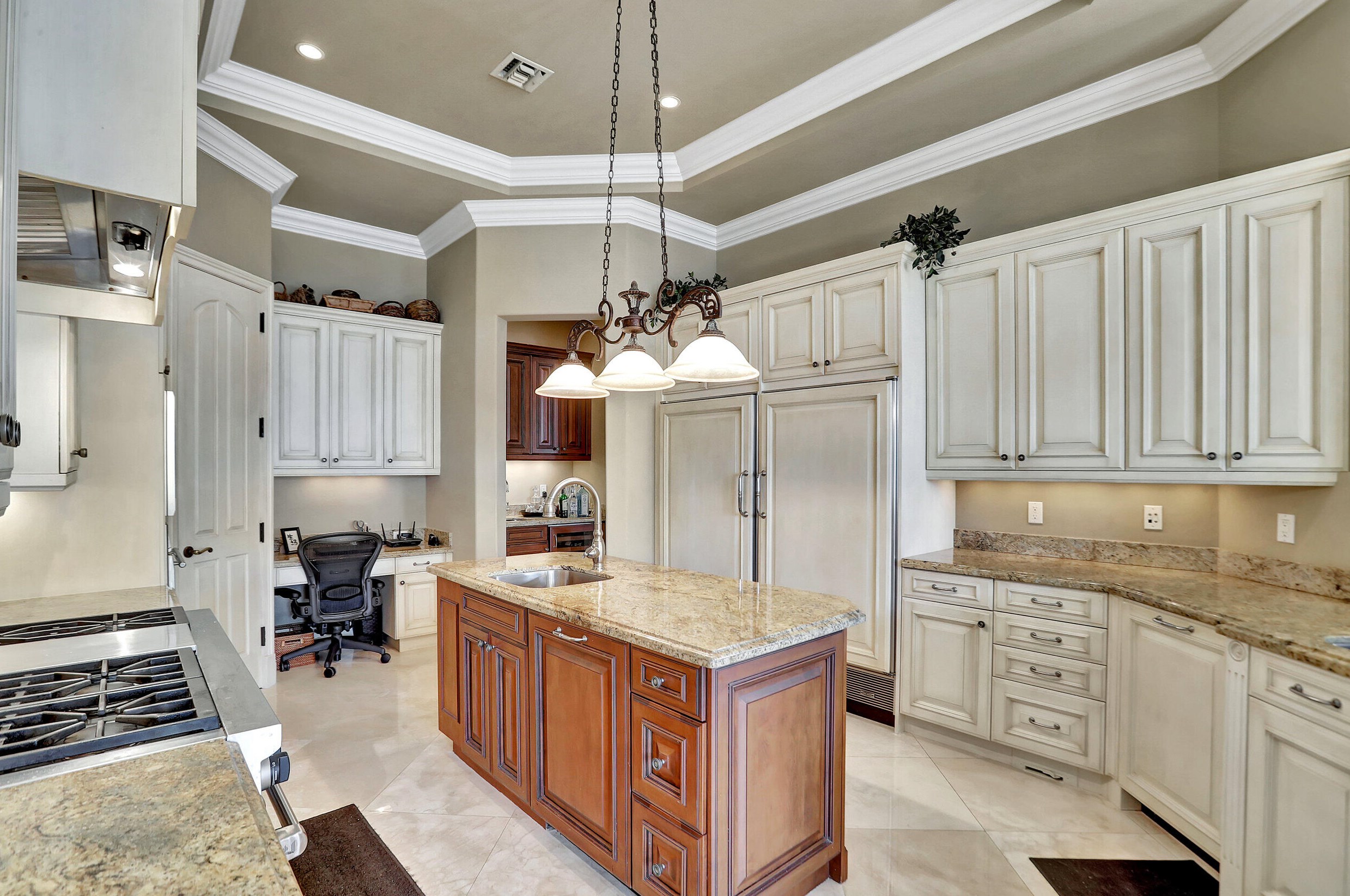 540 Golden Harbour Dr, Boca Raton FL  33432-2942 exterior