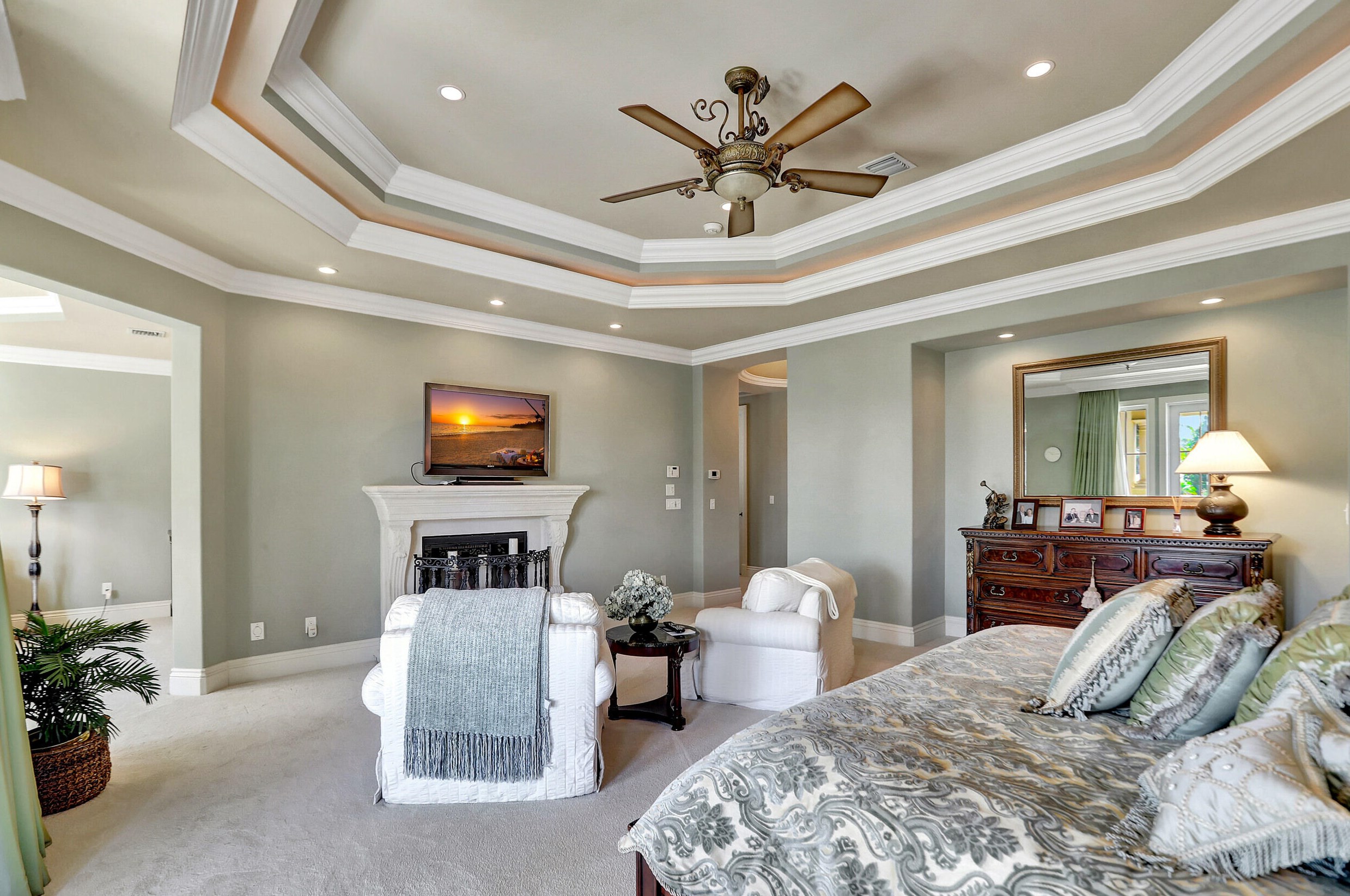 540 Golden Harbour Dr, Boca Raton FL  33432-2942 exterior