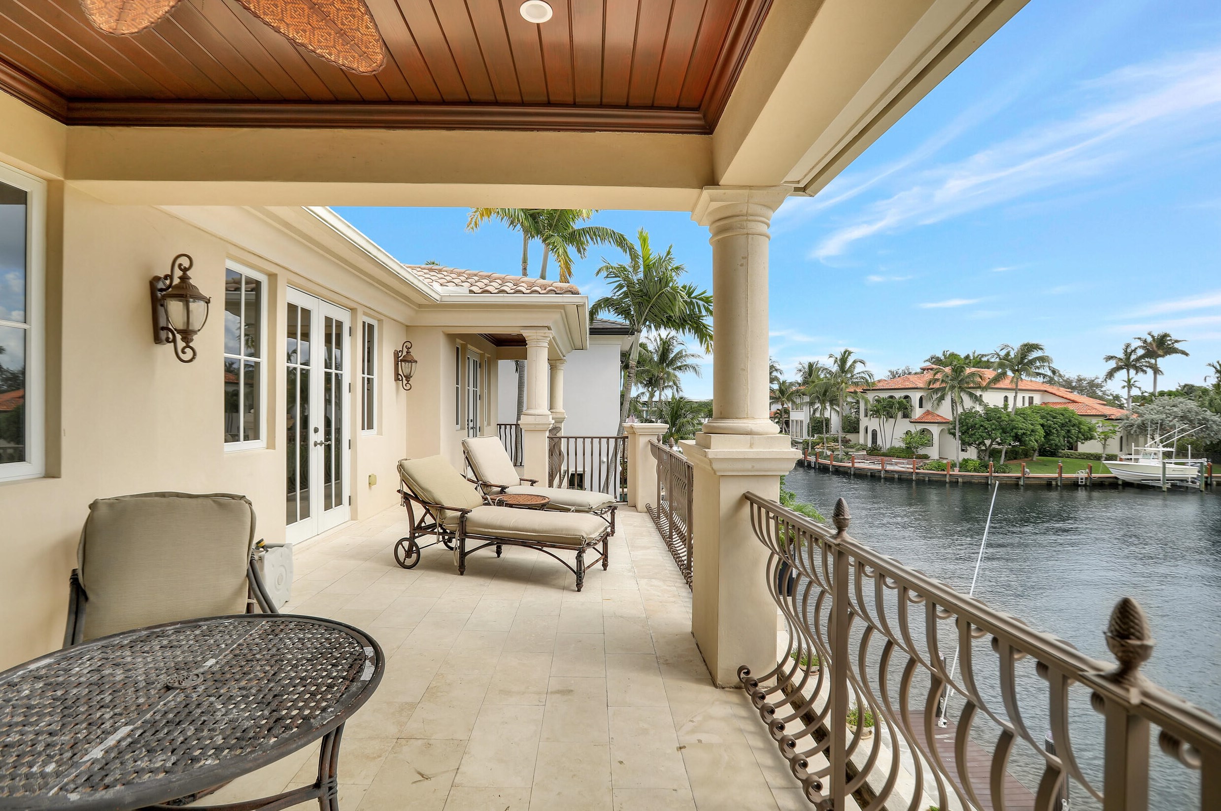 540 Golden Harbour Dr, Boca Raton FL  33432-2942 exterior