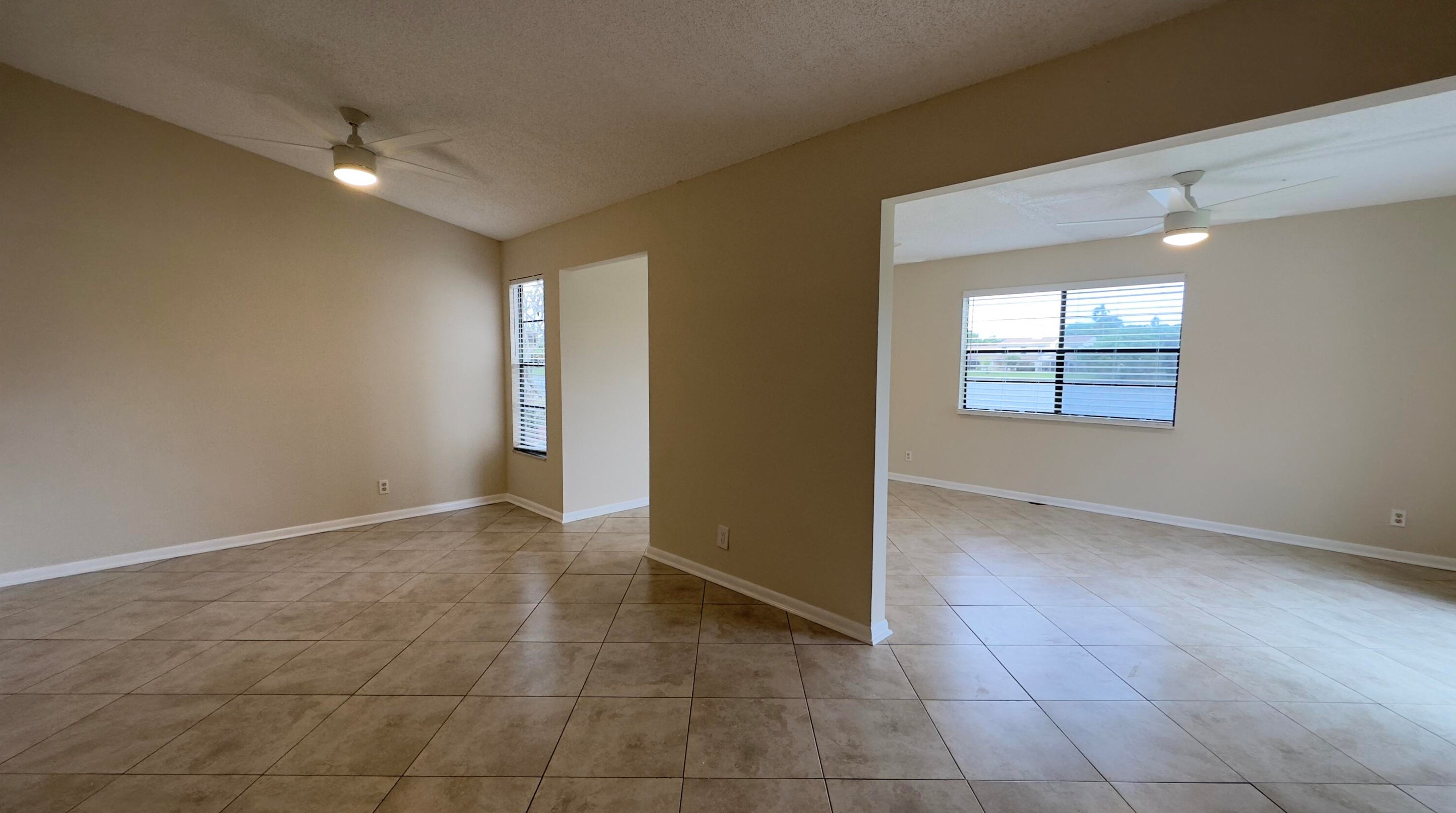 154 Timberline Dr, Jupiter FL  33458-5541 exterior