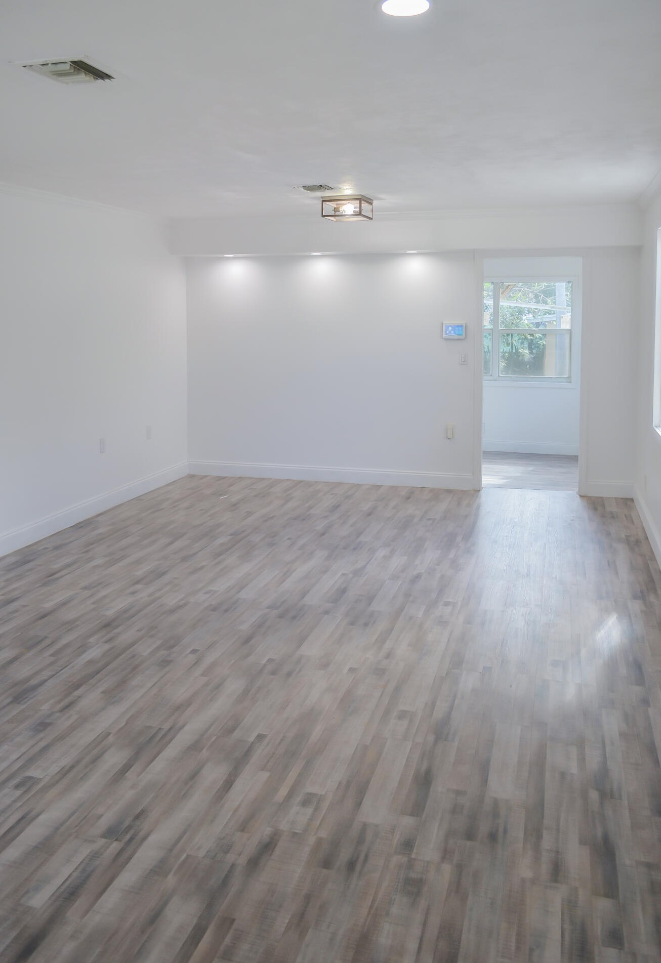 716 Briggs St, West Palm Beach, FL 33405