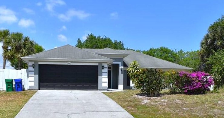 484 Seaside Ter, Sebastian, FL 32958-5530