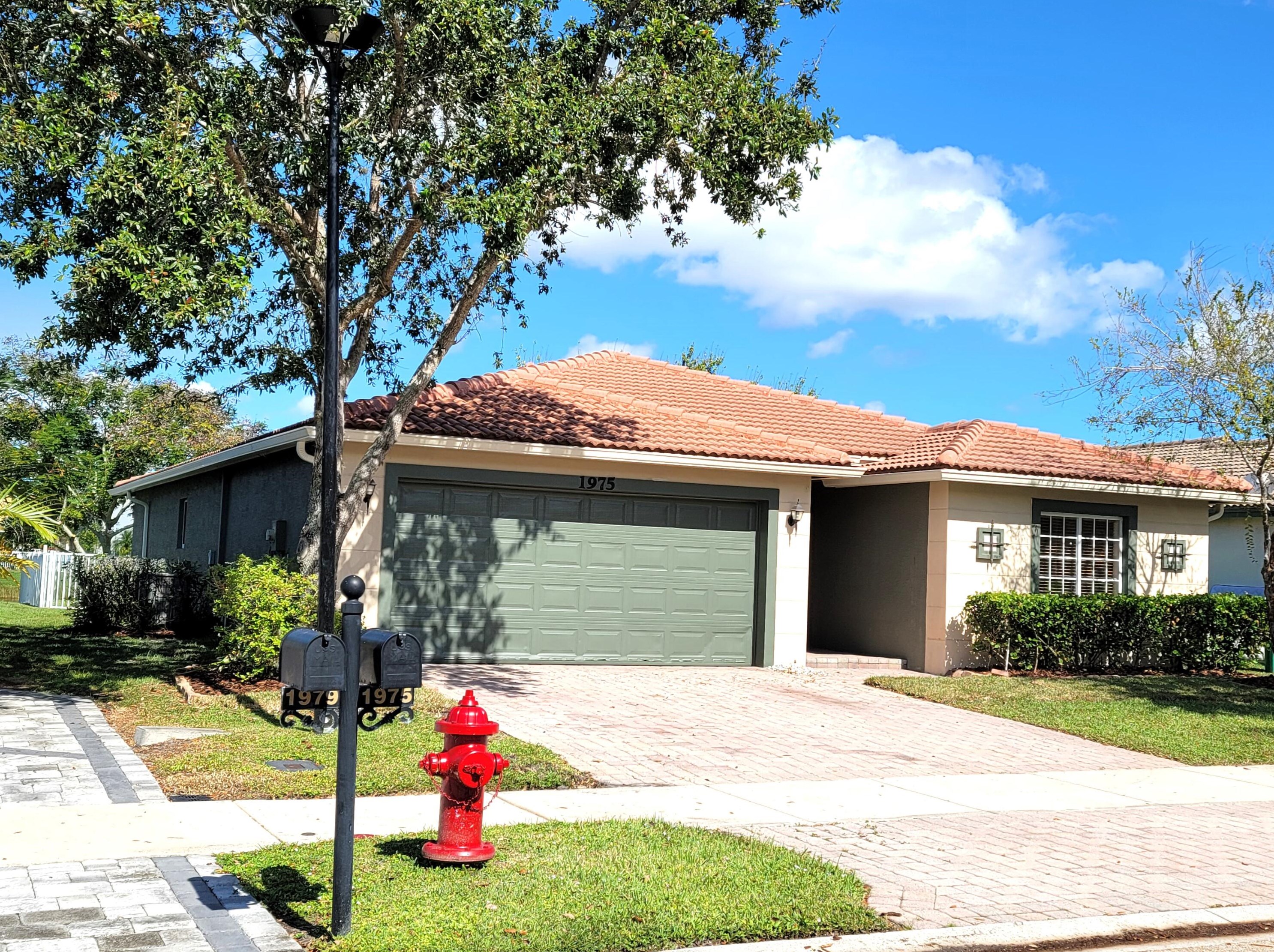 1975 Sw Jamesport Dr, Fort Pierce, FL 34953
