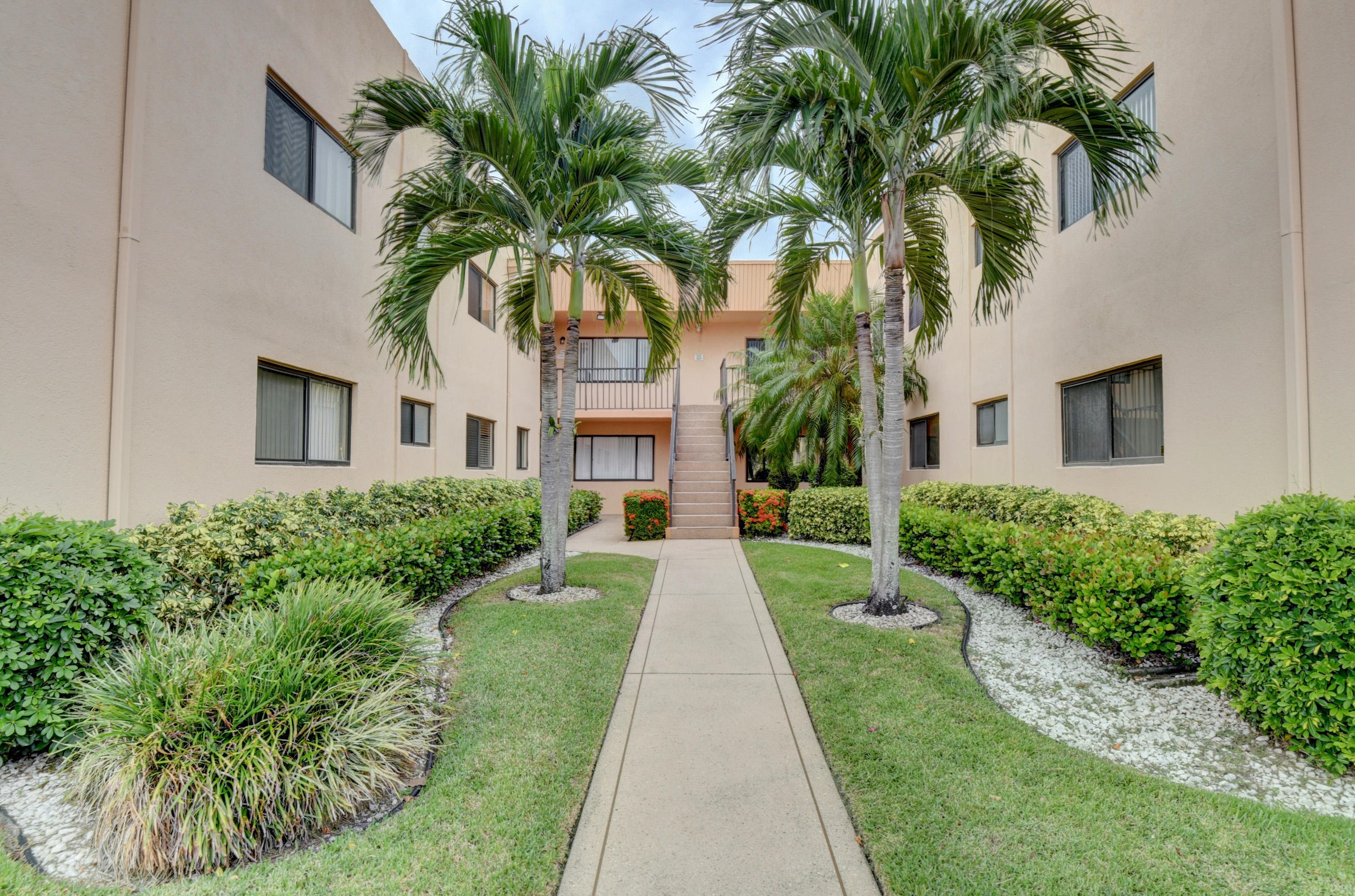 15108 Ashland Dr #209, Delray Beach, FL 33484