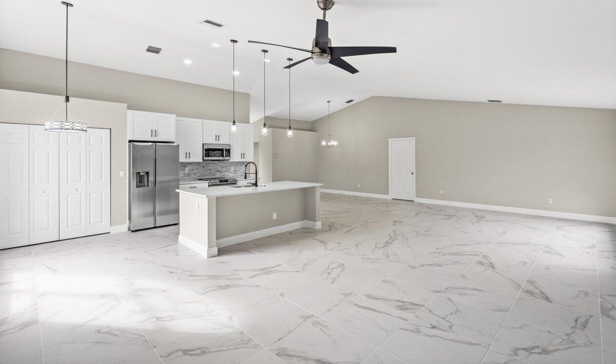 18750 Caspian Cir, Boca Raton FL  33496-2118 exterior