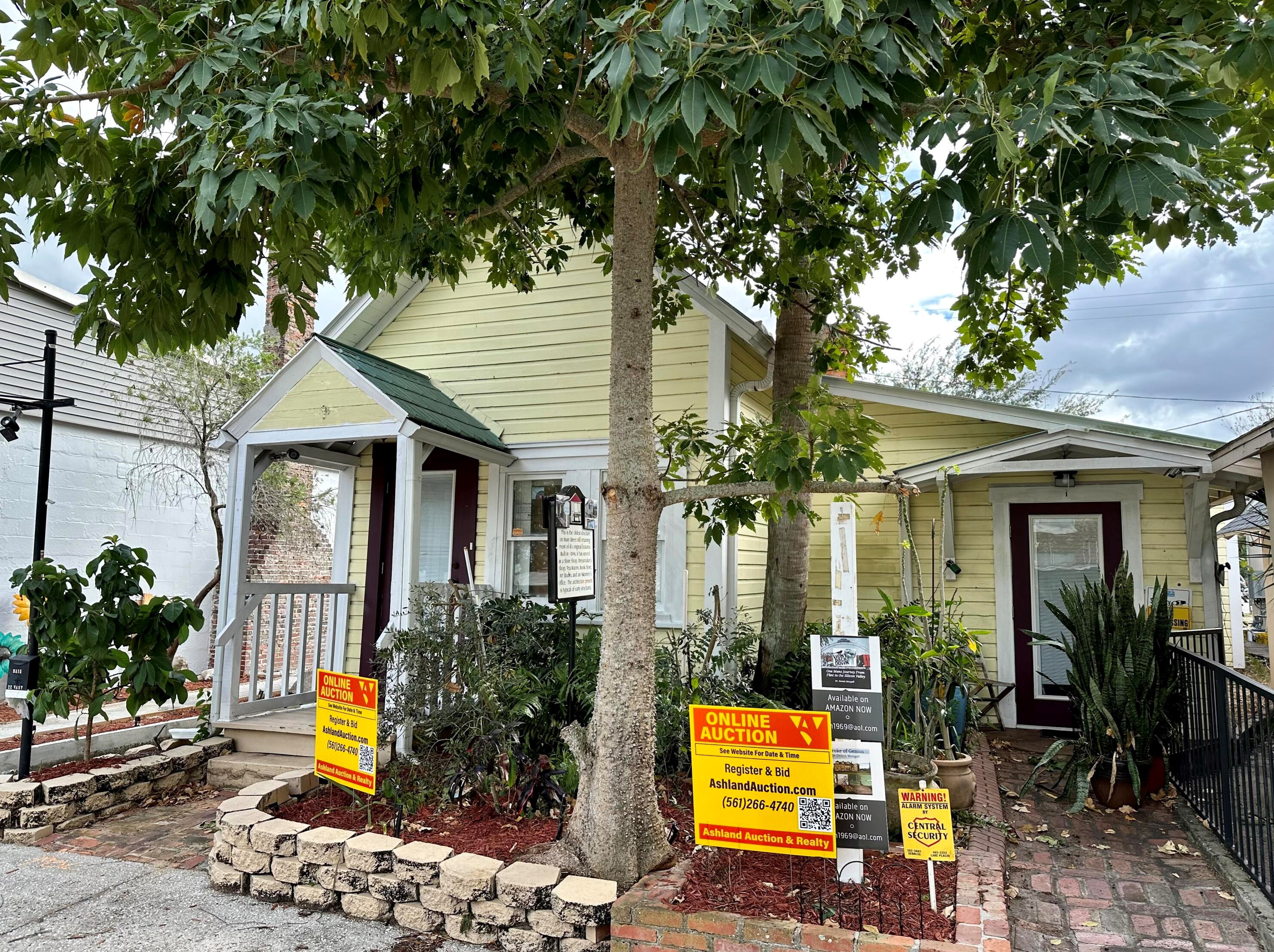 22 E Main St, Avon Park Lakes, FL 33825