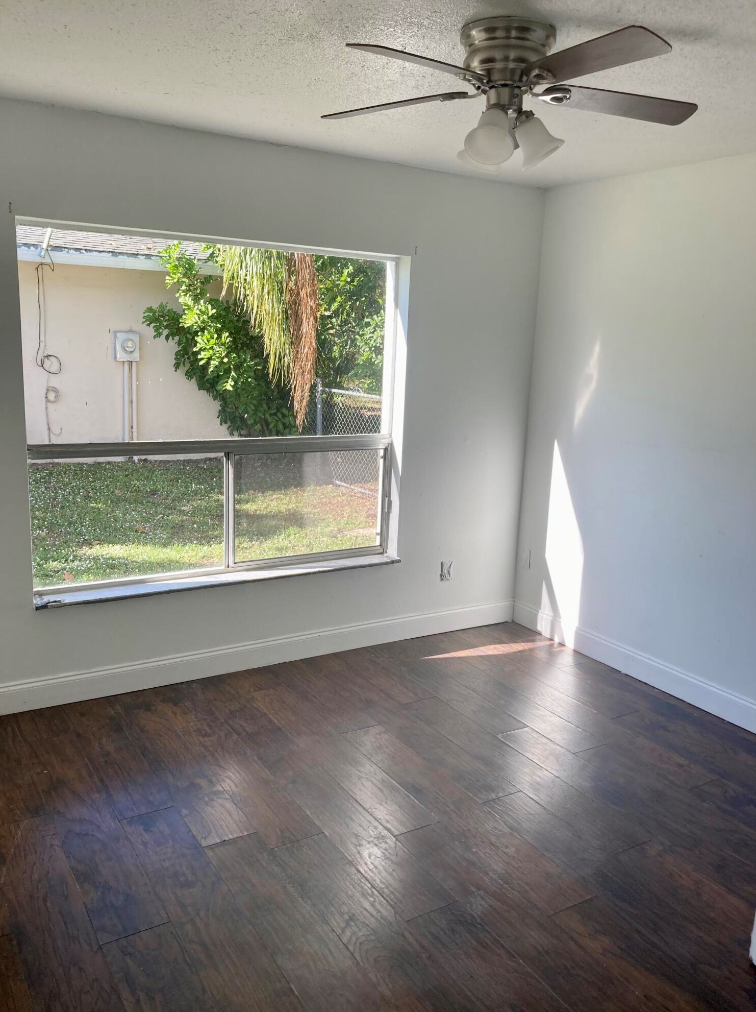 271 Faring Ave, Fort Pierce FL  34983-1758 exterior