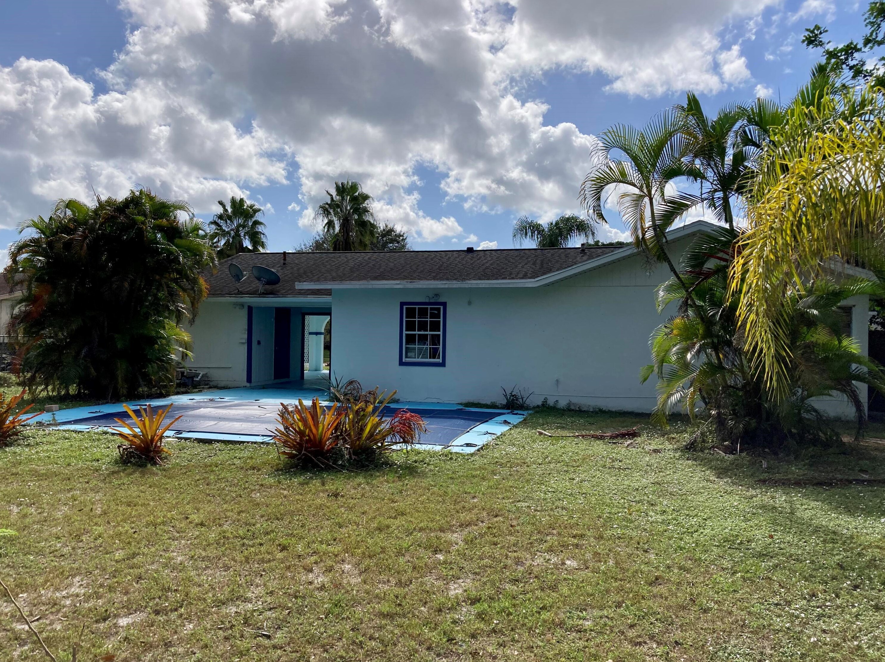 271 Faring Ave, Fort Pierce FL  34983-1758 exterior