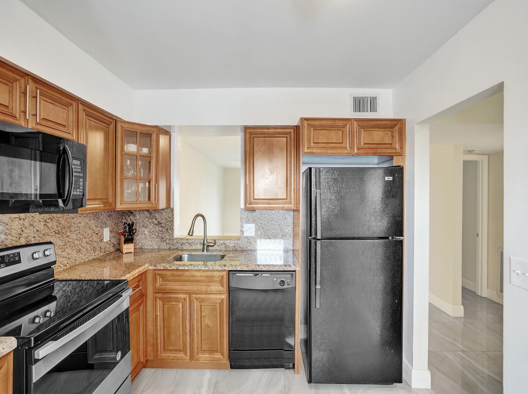 14723 Cumberland Dr #b404, Delray Beach, FL 33446