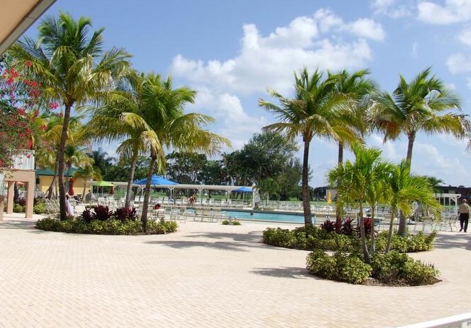 111 Piedmont C, Delray Beach FL  33484-7951 exterior