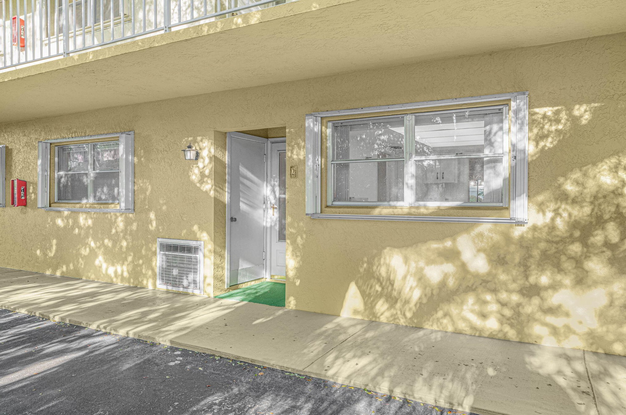 939 11th Ter, Stuart, FL 34994-9530