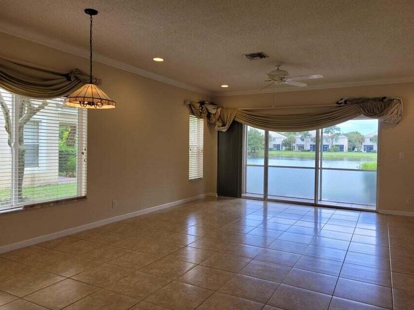 4600 Palmbrooke Cir, West Palm Beach, FL 33417