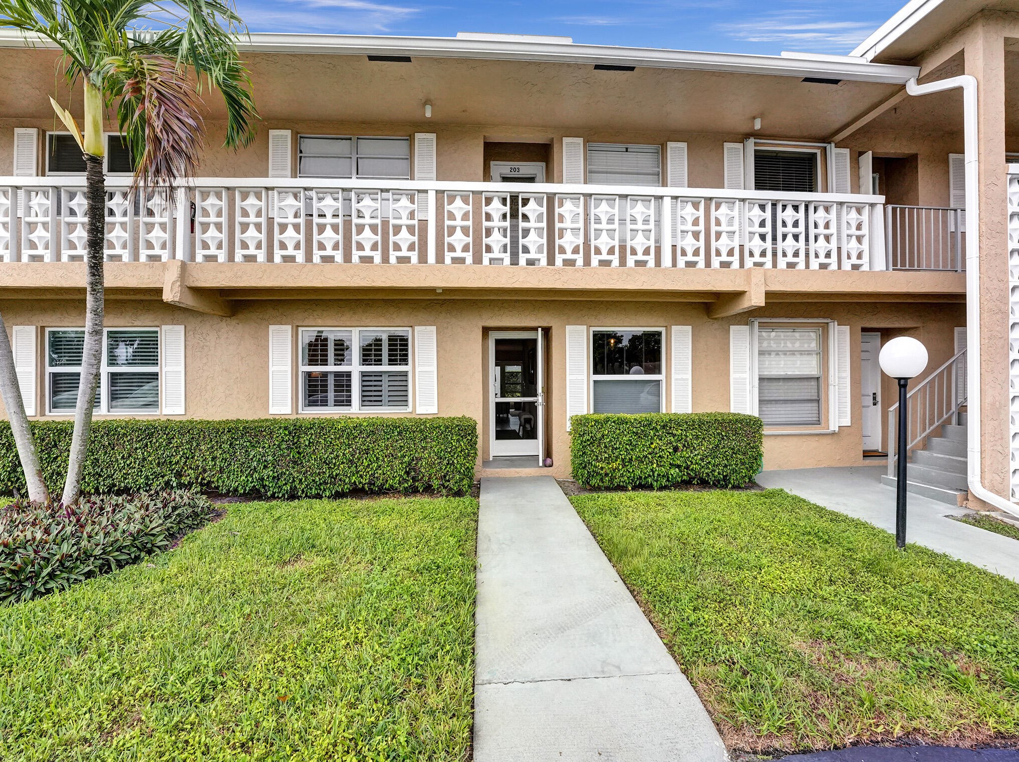 1111 Cactus Terrace #103, Delray Beach, FL 33445