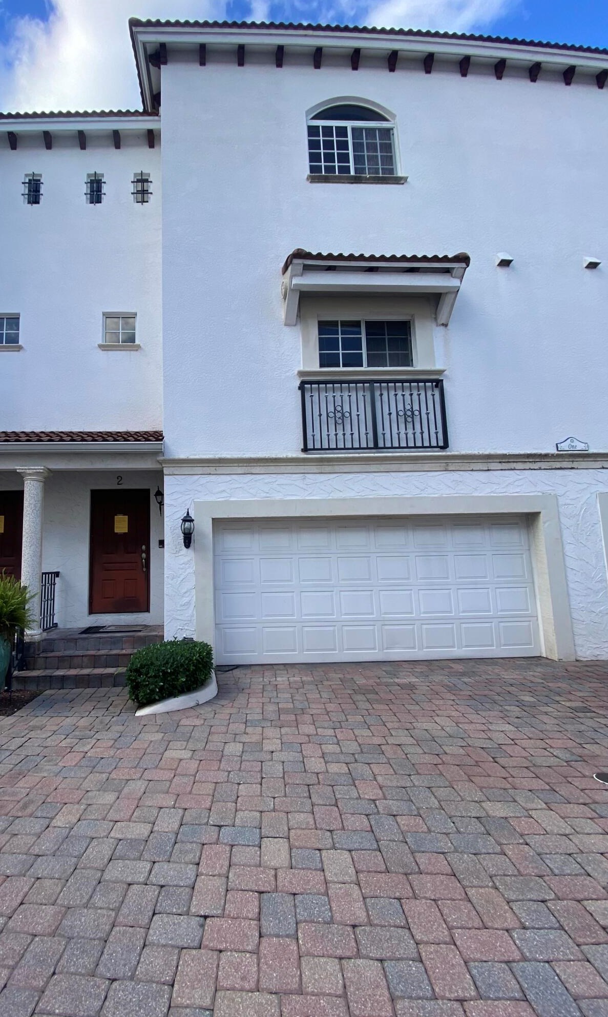 1950 Presidential Way #2, West Palm Beach, FL 33401