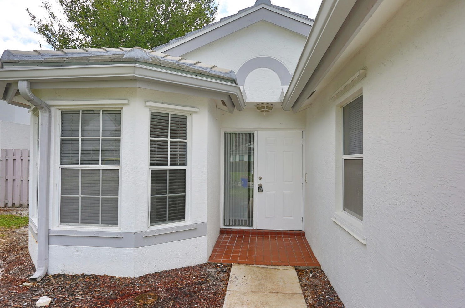 2974 Torrey Pine Ln, Lake Worth, FL 33462-6415