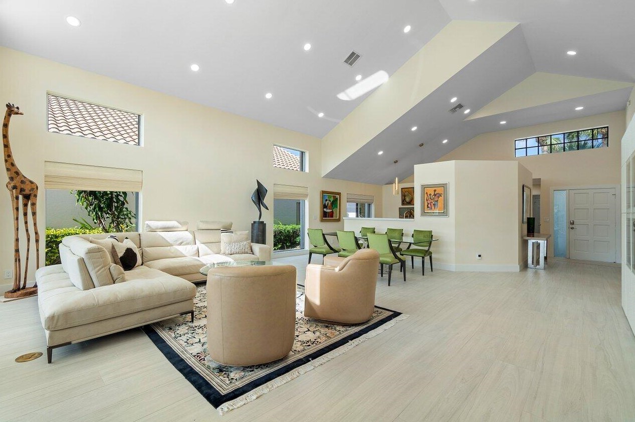 5212 Via De Amalfi Dr, Boca Raton FL  33496-2432 exterior