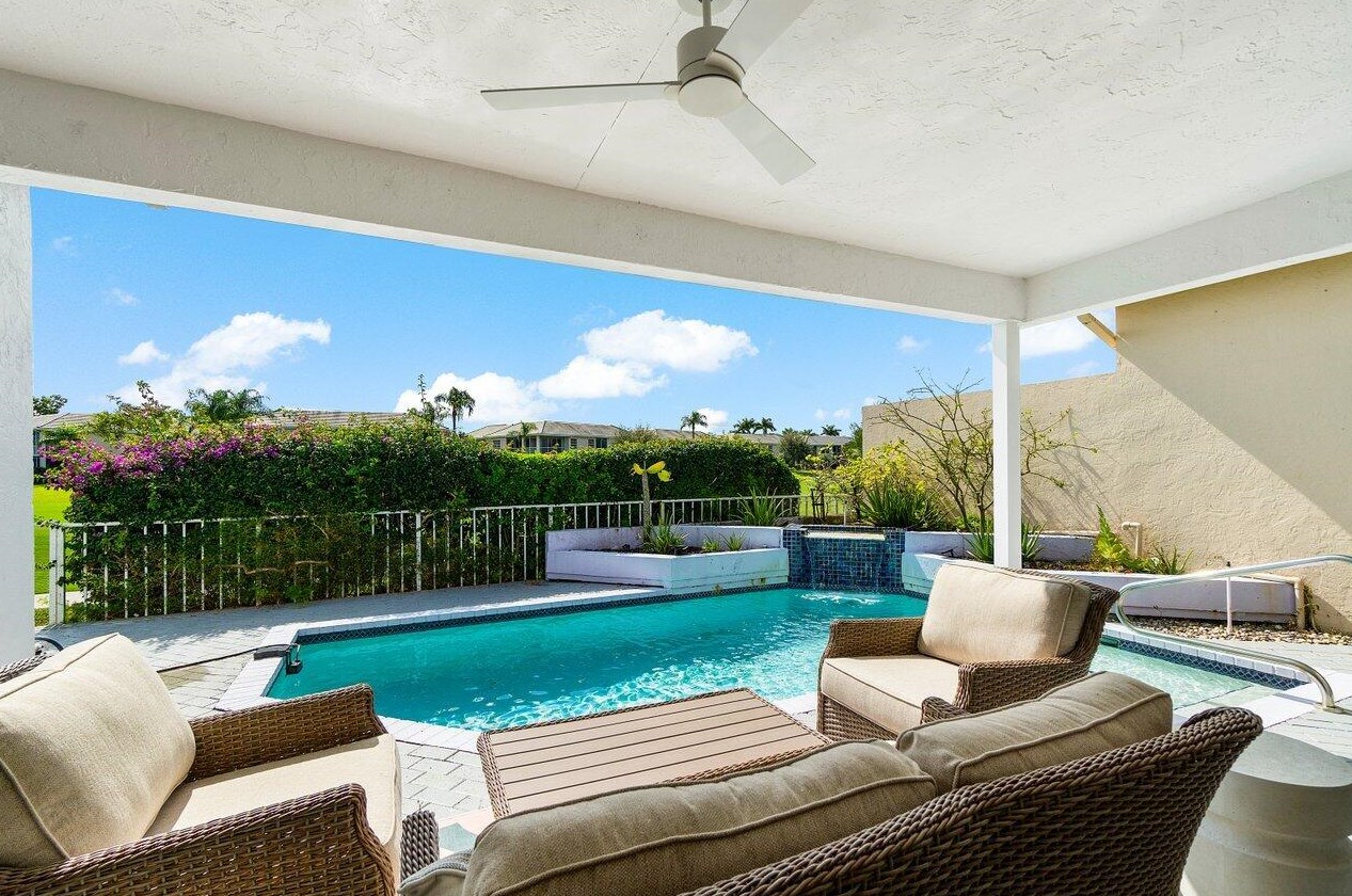 5212 Via De Amalfi Dr, Boca Raton FL  33496-2432 exterior