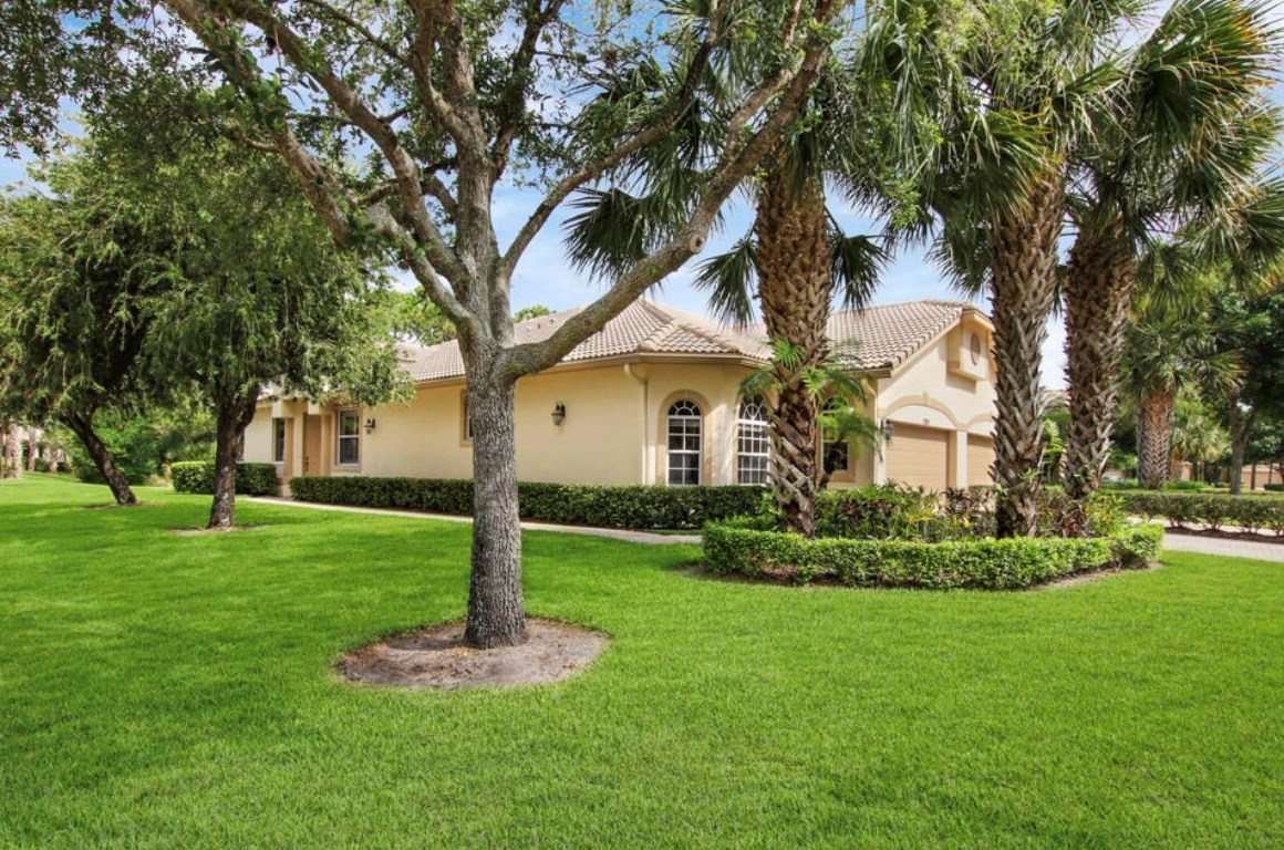 7039 Willow Pine Way, Fort Pierce, FL 34986