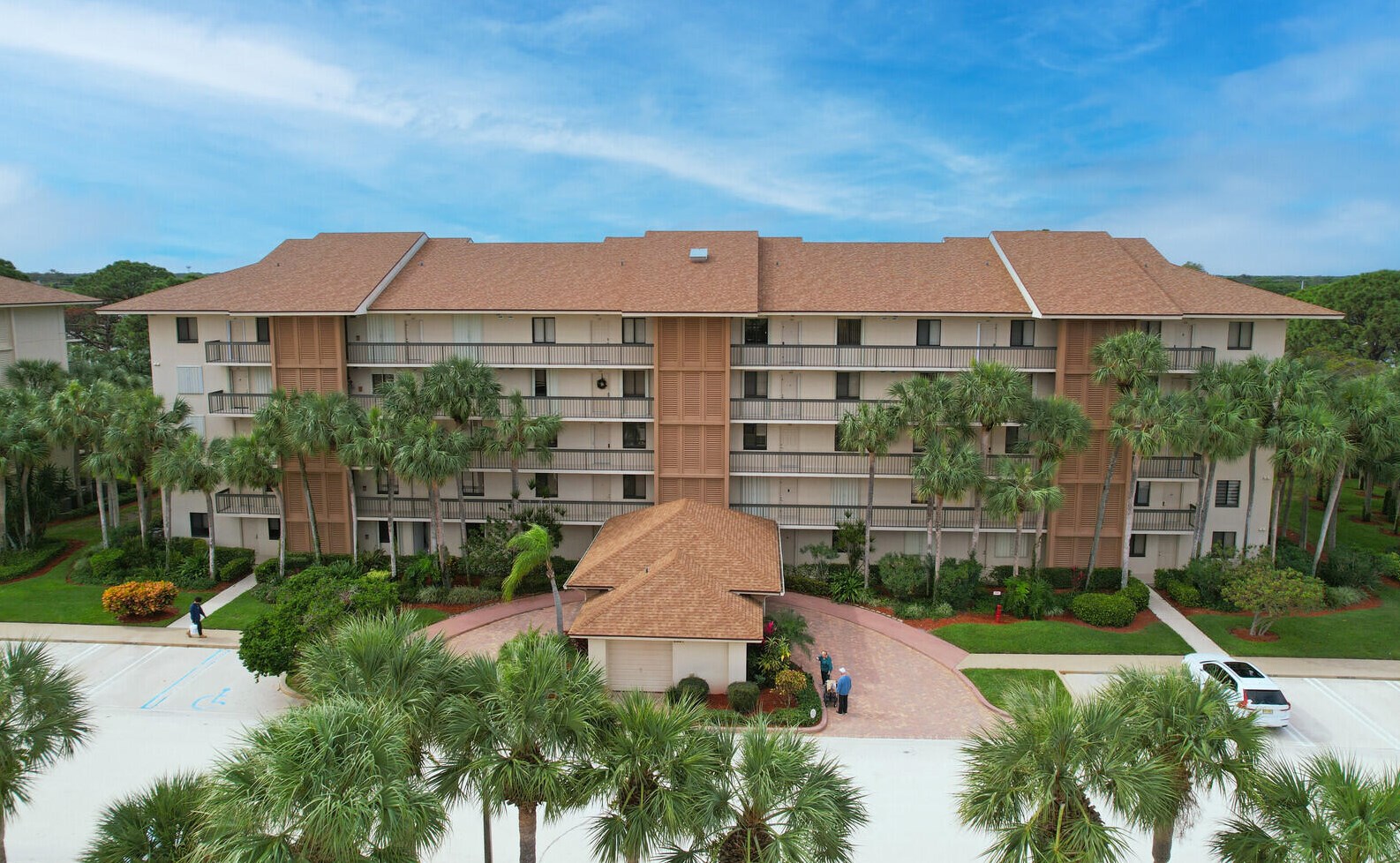 2001 Marina Isle Way #402, Jupiter, FL 33477
