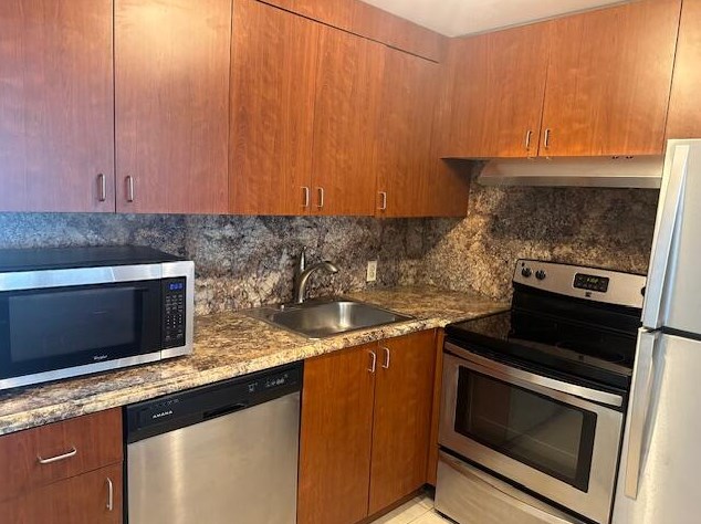 22 Dorset A, Boca Raton, FL 33434