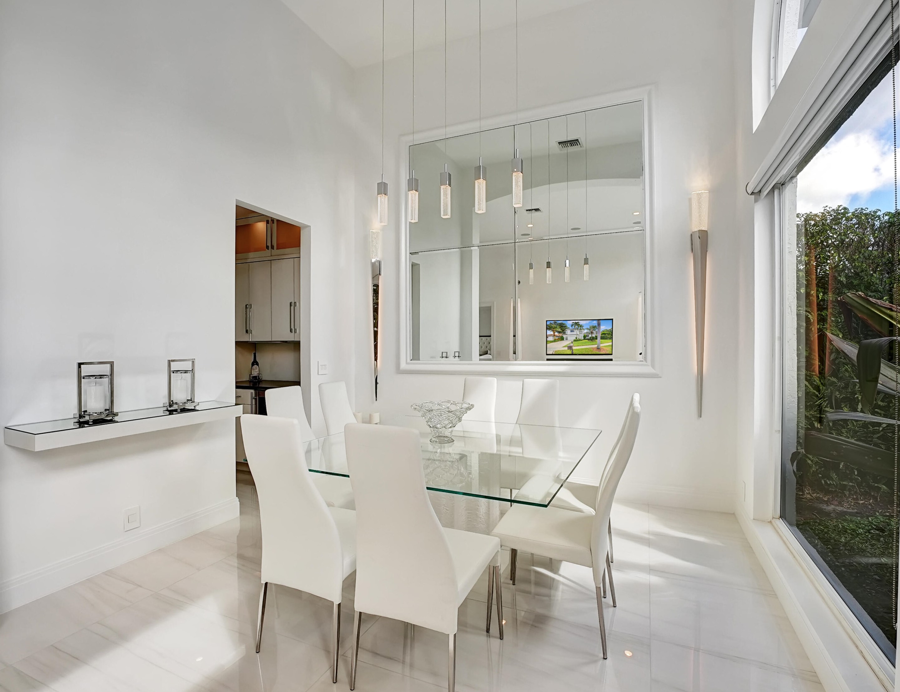 5782 Regency Cir, Boca Raton FL 33496-2760 exterior