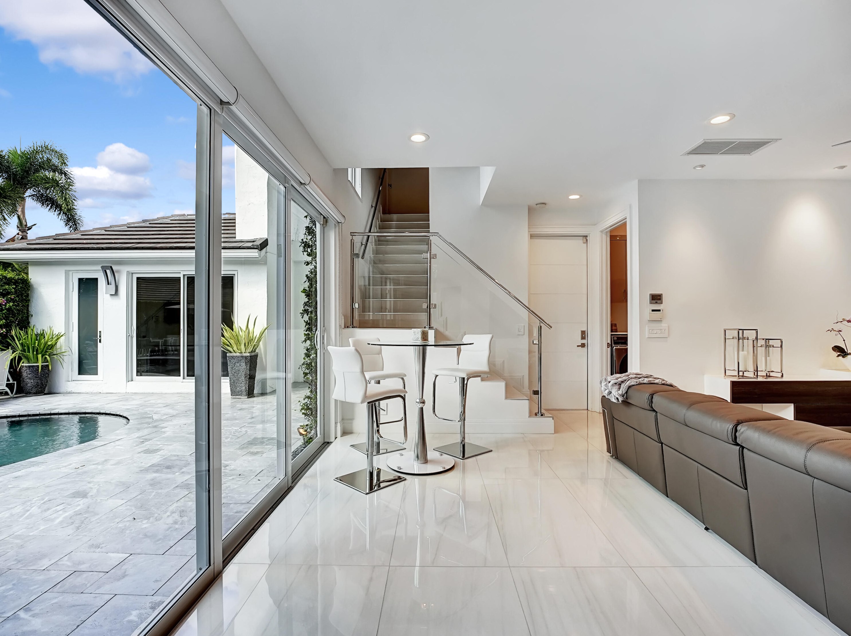 5782 Regency Cir, Boca Raton FL 33496-2760 exterior