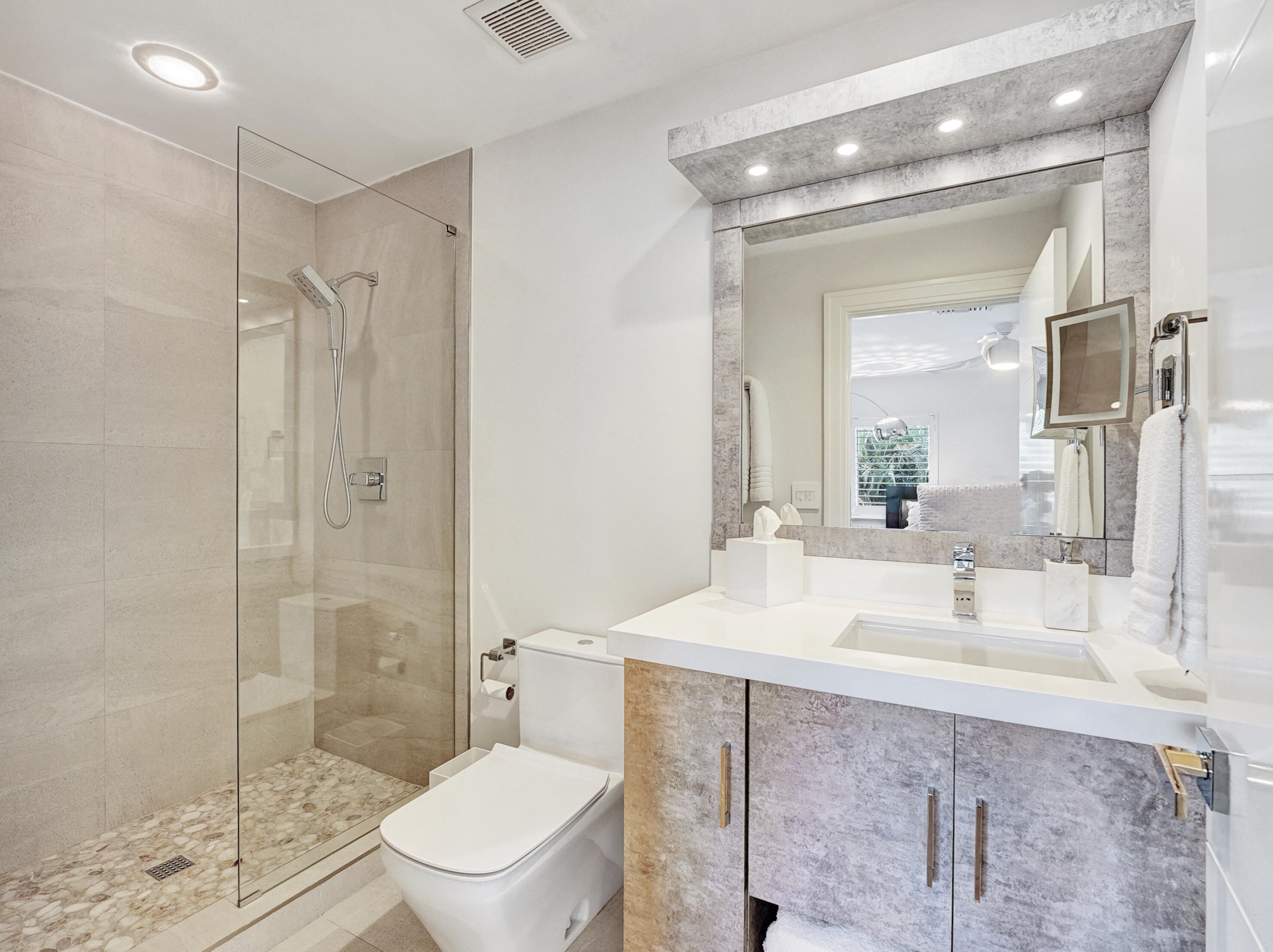 5782 Regency Cir, Boca Raton FL 33496-2760 exterior