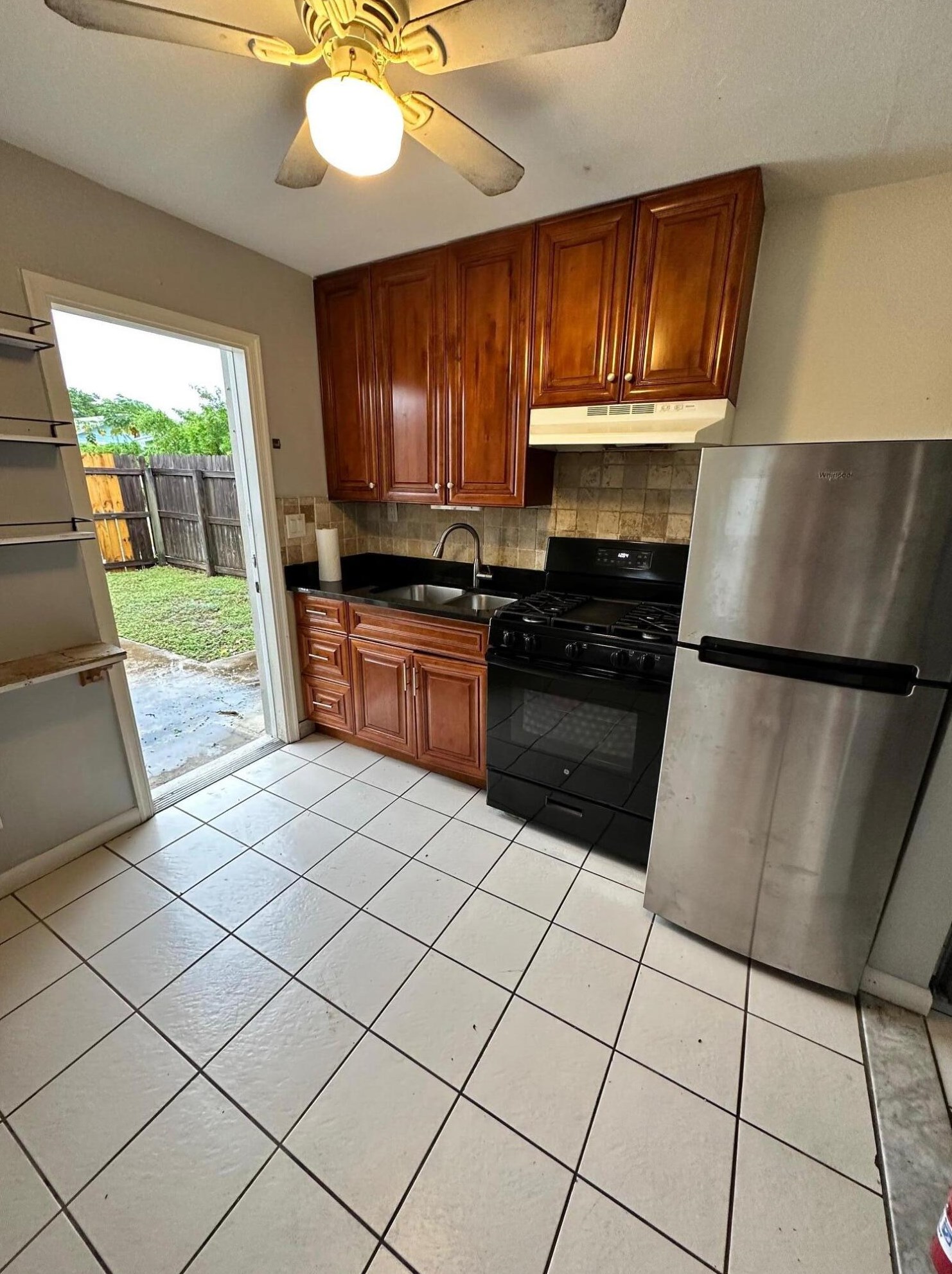 921 N K St #b, Lake Worth, FL 33460