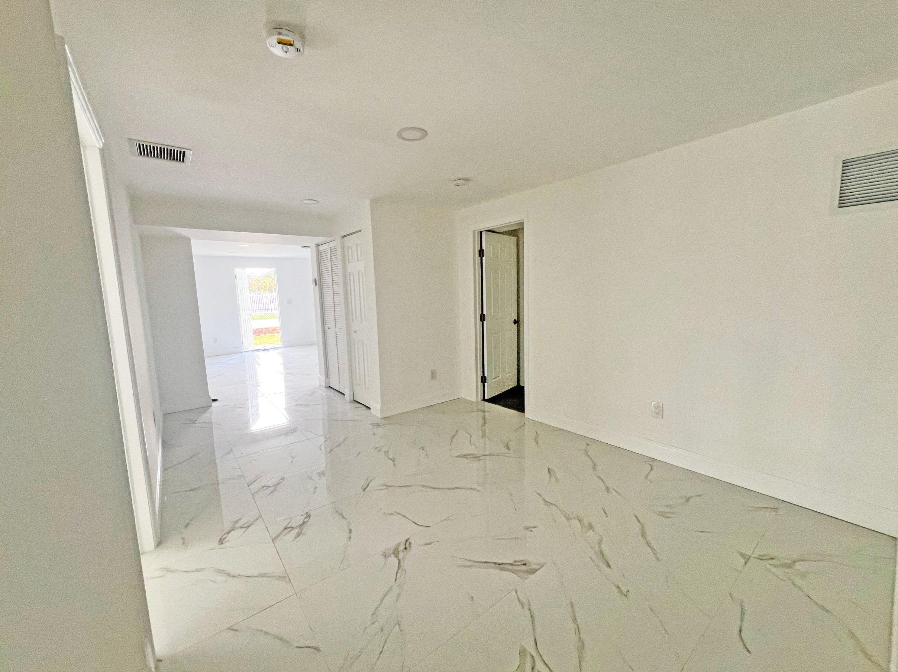 7705 21st Ave, Miami FL  33147-5618 exterior