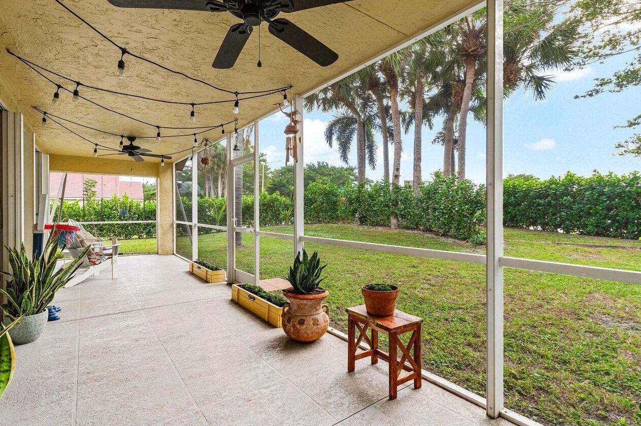 7680 Ardwick Dr, Lake Worth FL exterior