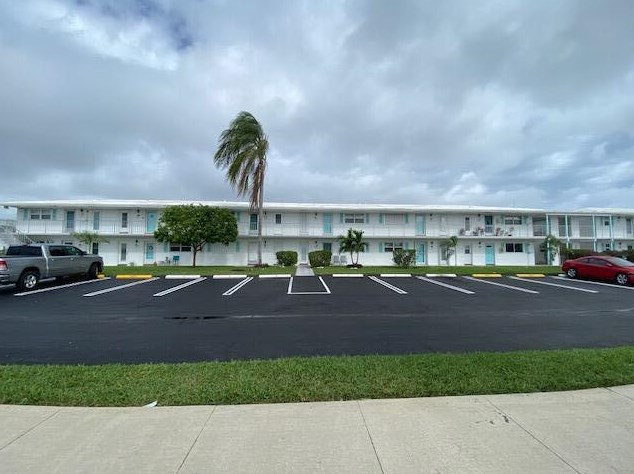 1801 Ocean Dr #203, Boynton Beach, FL 33426