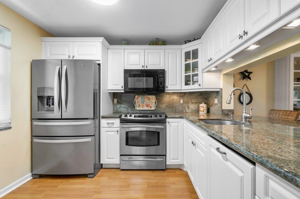 920 Dogwood Dr #160, Delray Beach, FL 33483