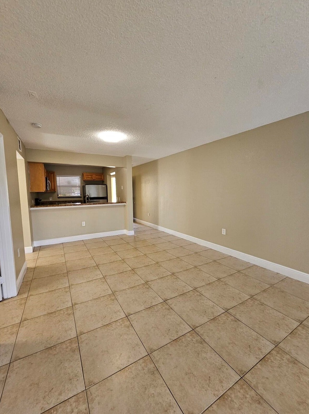 1560 Lake Crystal Dr #c, West Palm Beach, FL