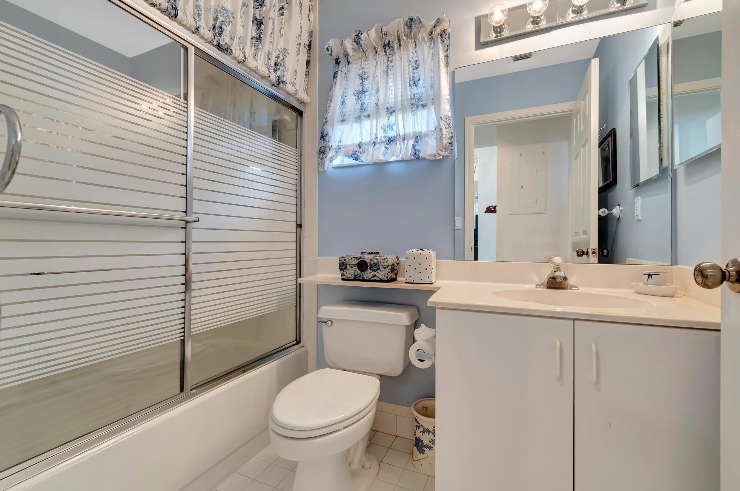 7597 Is Breeze Ter, Boynton Beach FL 33437-5405 exterior