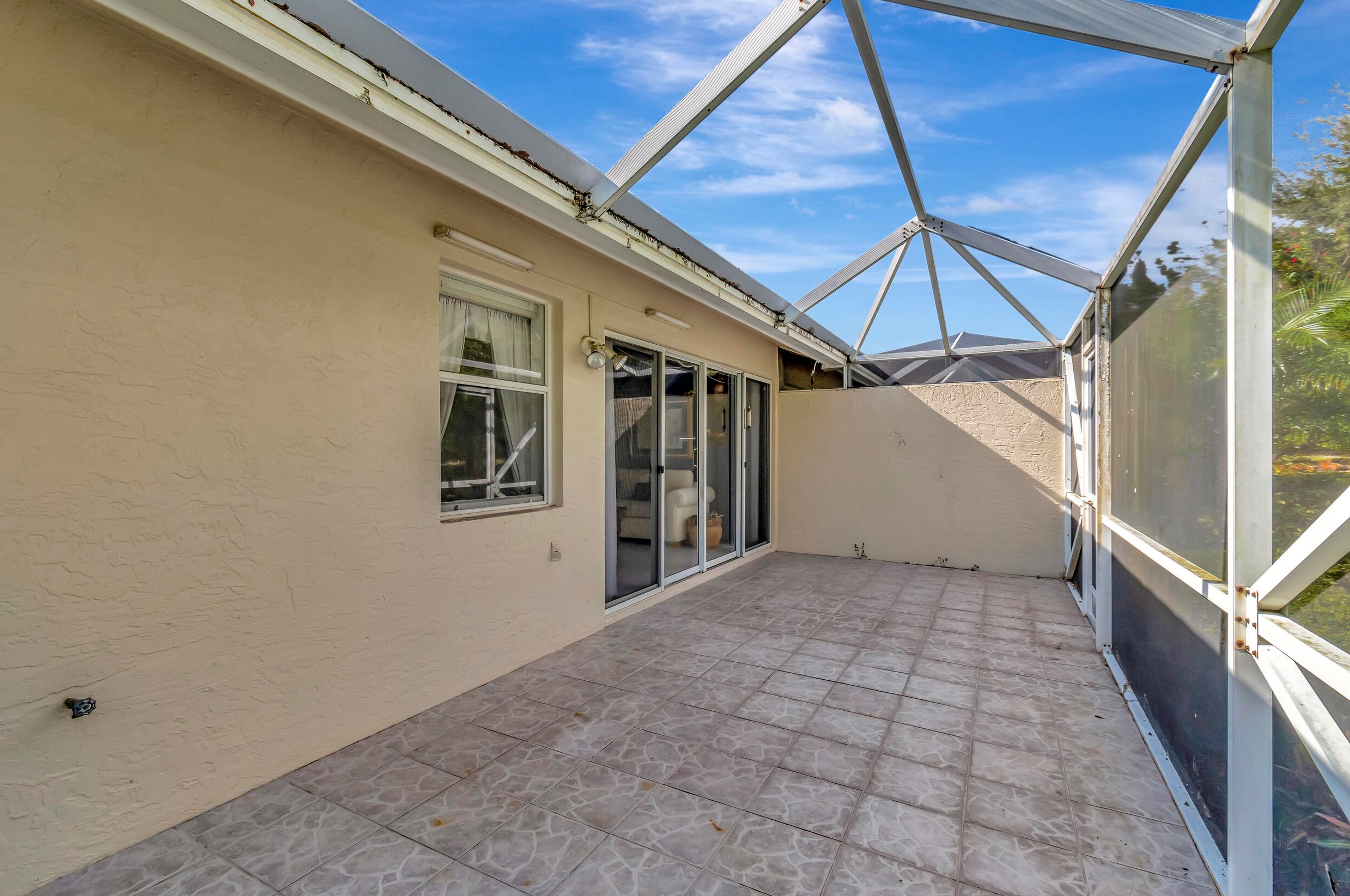 7597 Is Breeze Ter, Boynton Beach FL 33437-5405 exterior