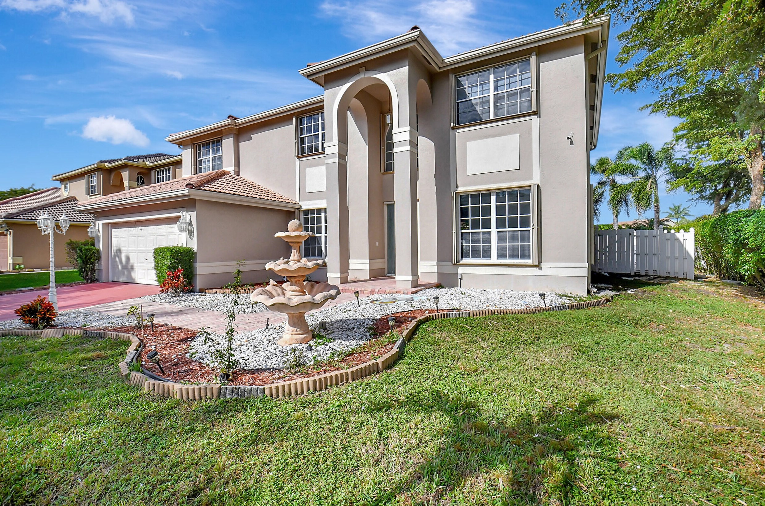 7555 Cedar Hurst Ct, Lake Worth, FL 33467