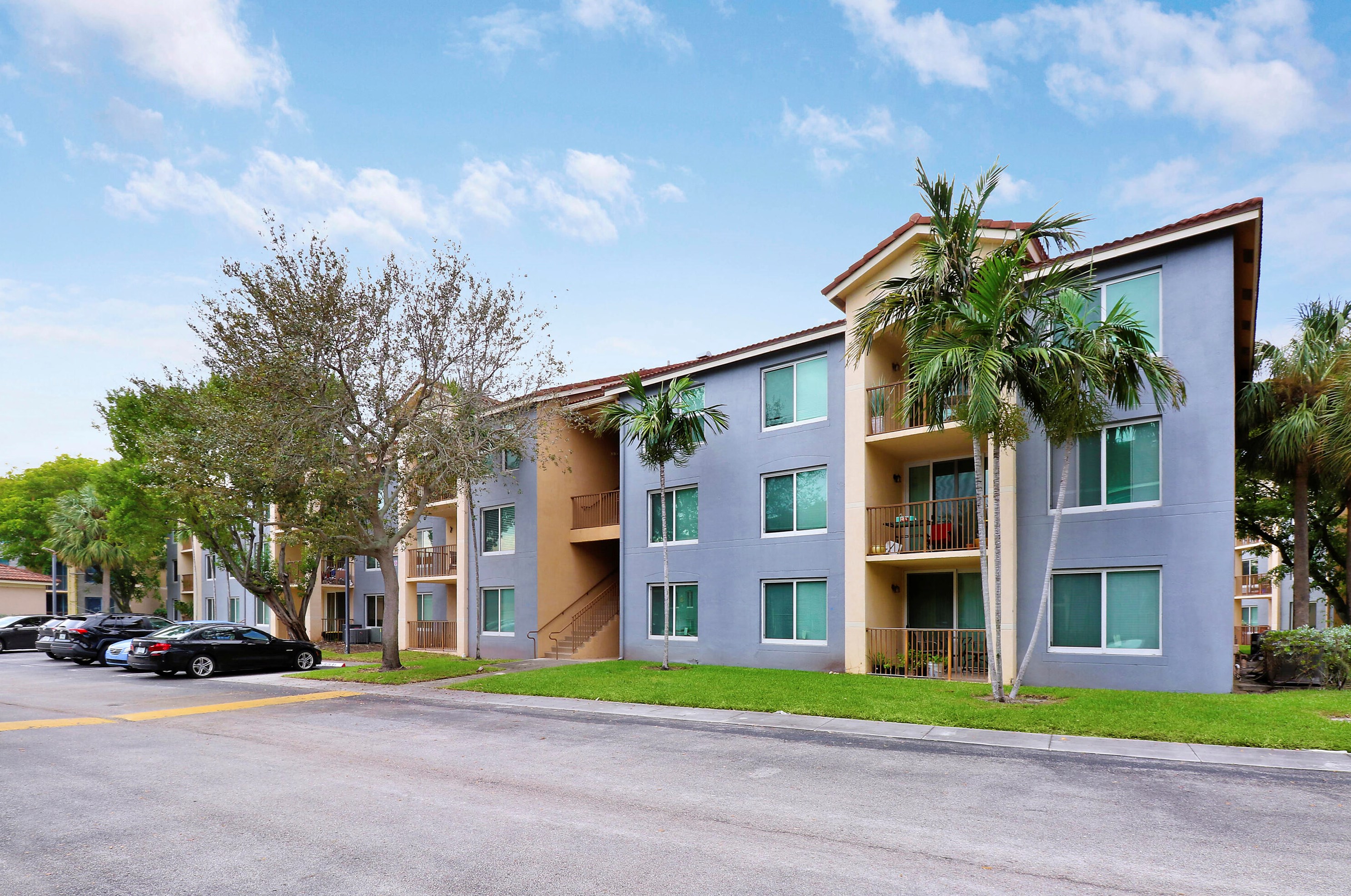 1111 Villa Cir, Boynton Beach, FL 33435