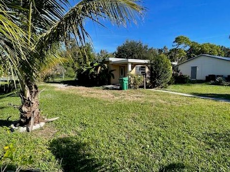 3504 W Lake Dr, Fort Pierce, FL 34982